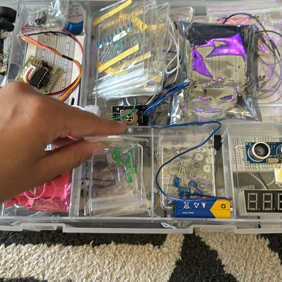 Elegoo Arduino Kit - Picture 3 of 4